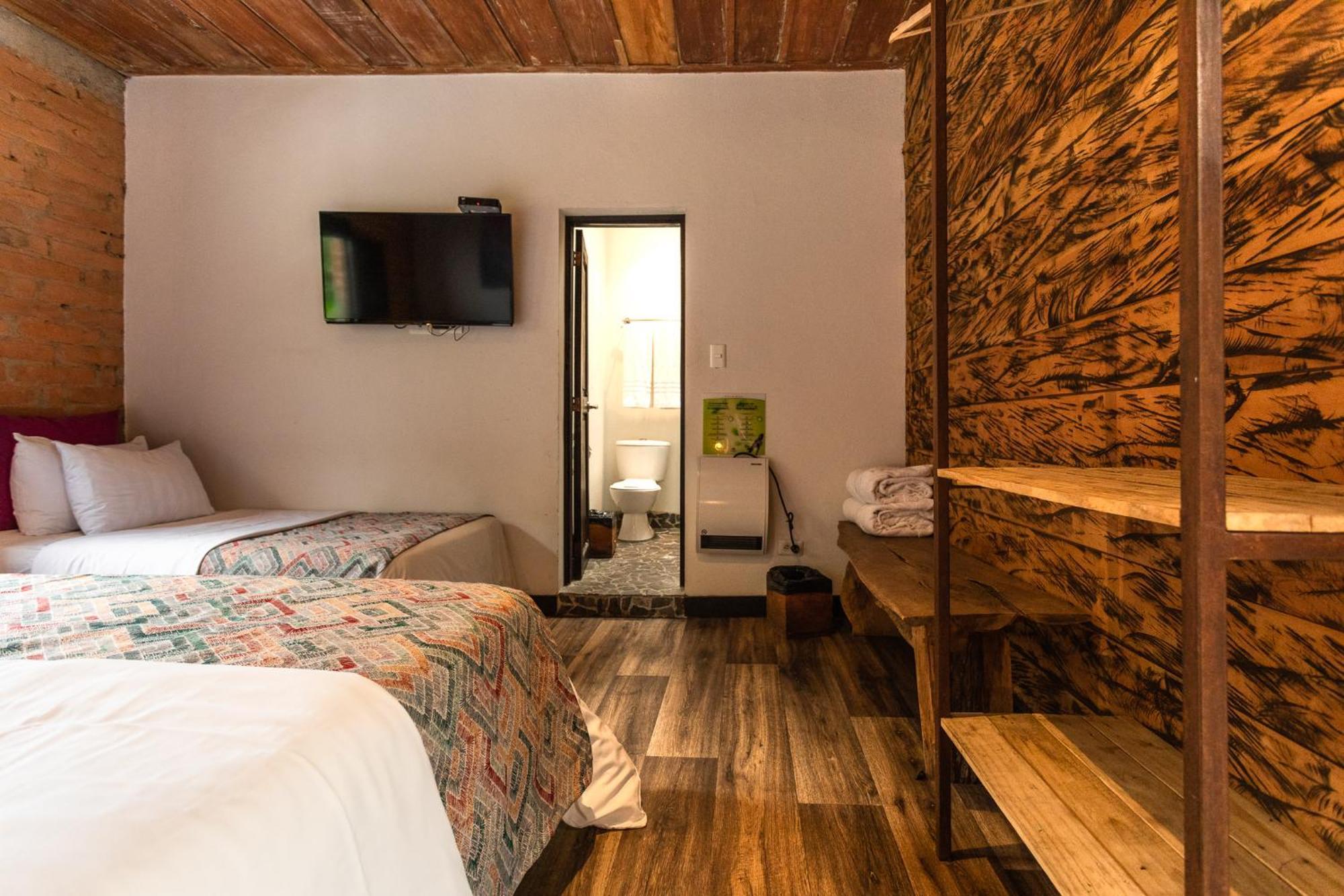 Hotel Termales Del Ruiz Gallinazo  Екстер'єр фото